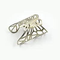 Butterfly style bangle with scratch effect