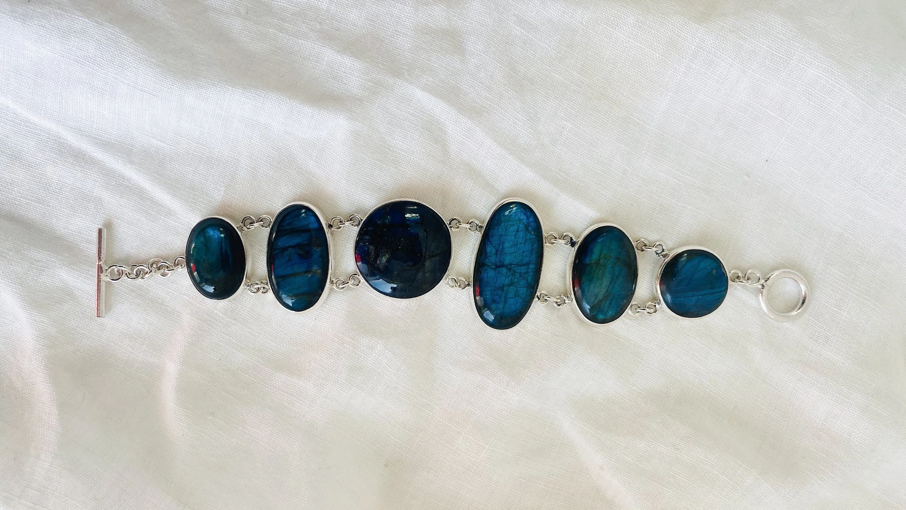 Sterling Labradorite Bracelet. Beautiful Blue Flash. 0730.