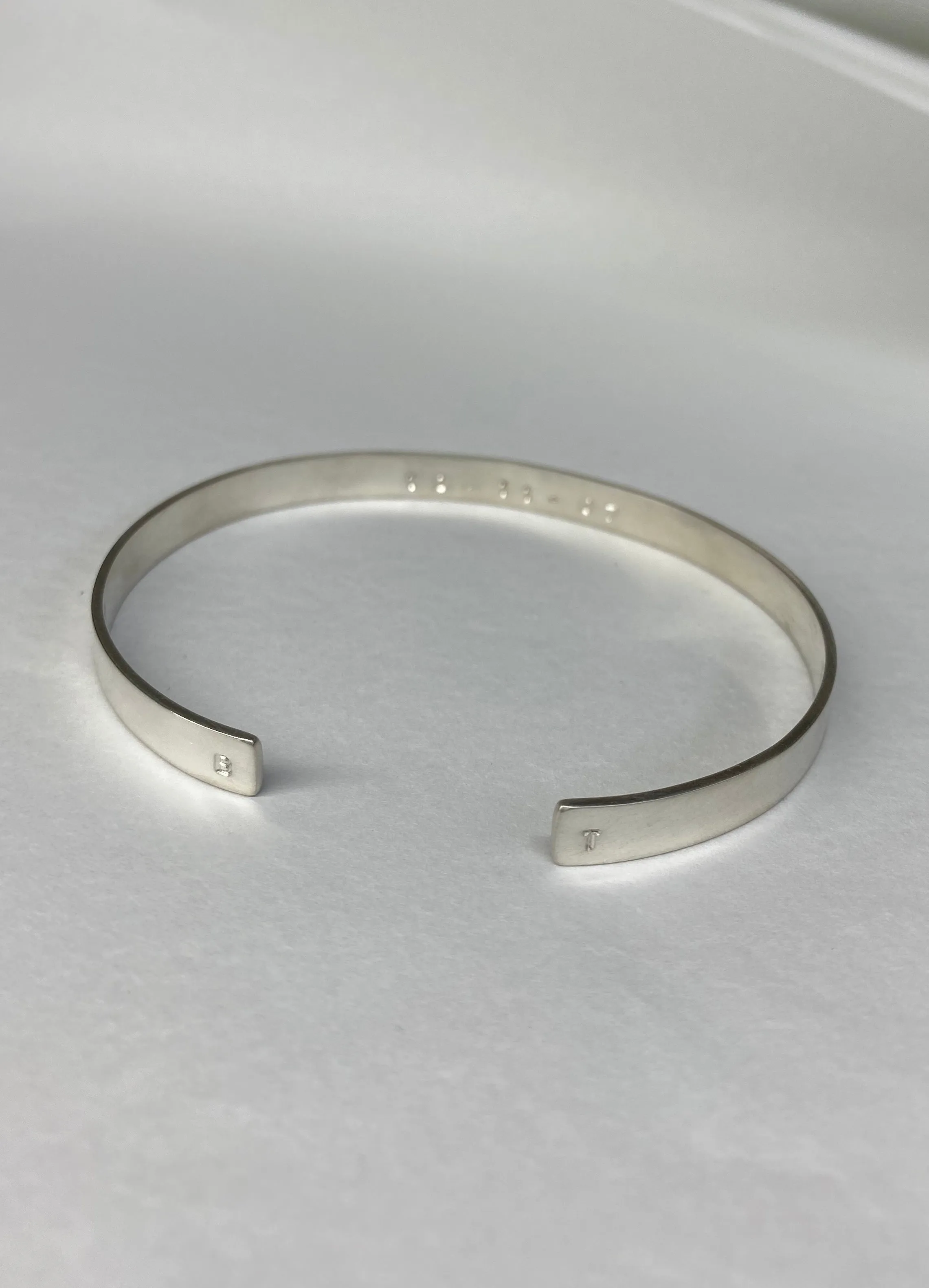 Unisex Brushed Cuff Fine