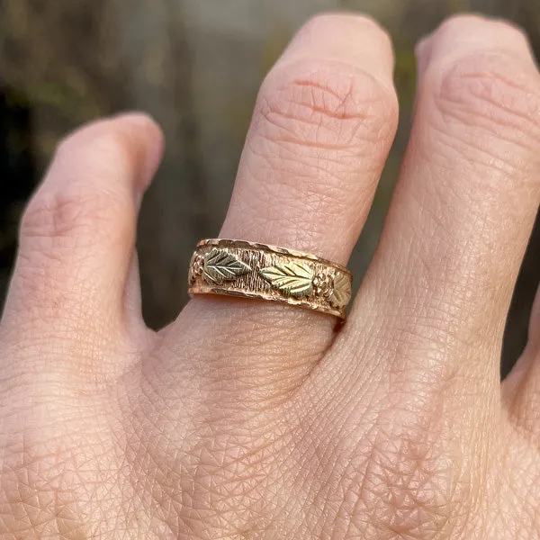 Victorian Two-toned Gold Band