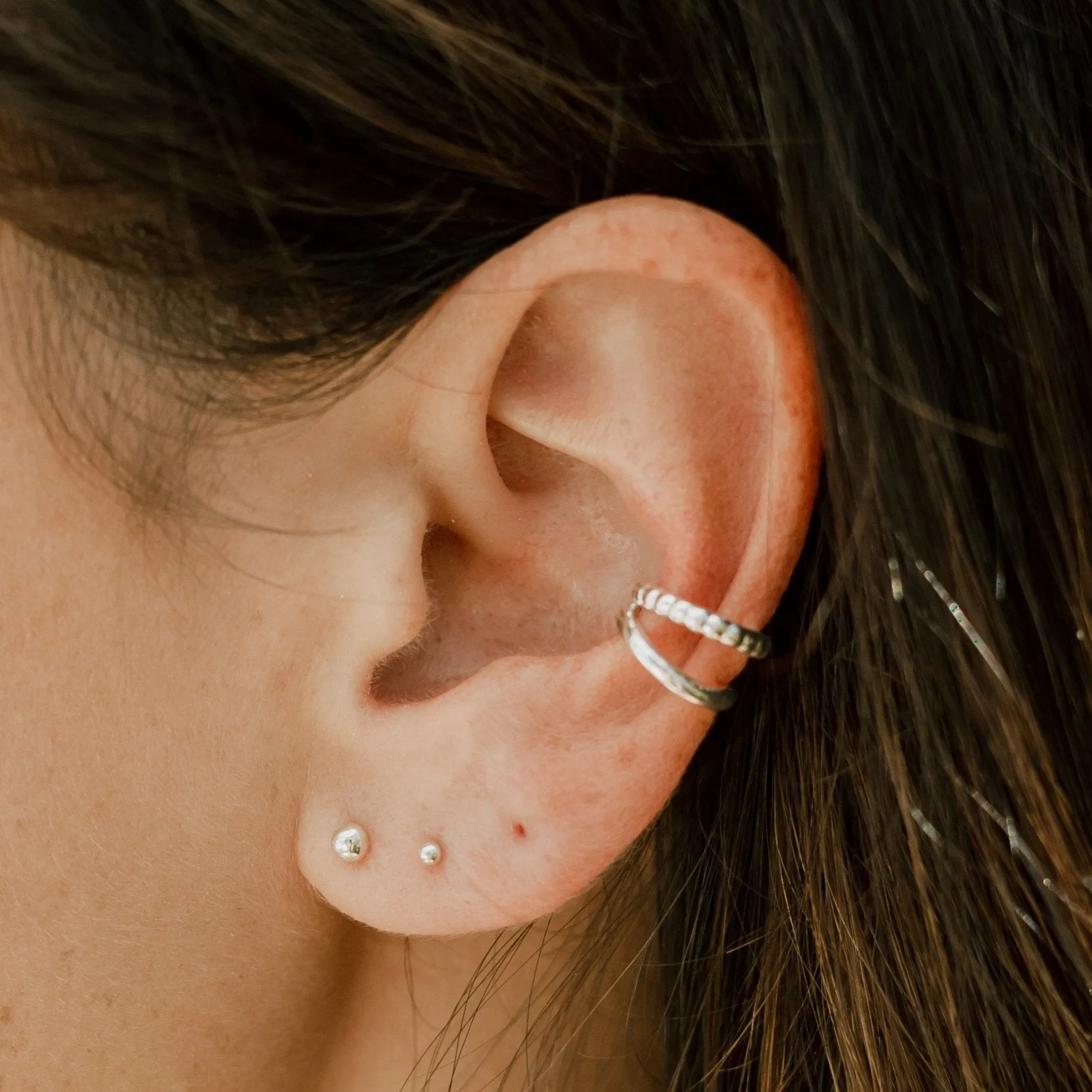 Zari Stud Earrings - Silver